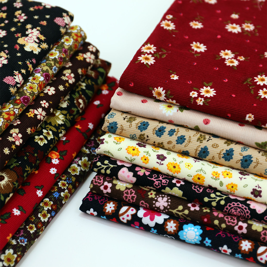 Textile Sewing Patterns - ผ้าคอร์ดูรอยลายดอกไม้ 100% ผ้าฝ้าย ขายเป็นเมตร สำหรับเสื้อผ้า ชุดเดรส