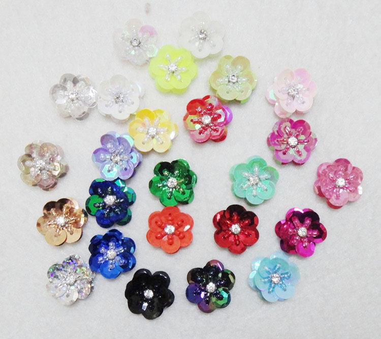 แพทช์ลายดอกไม้เลื่อมเย็บด้วยมื - Textile Sewing Patterns บทวิจารณ์และราคา